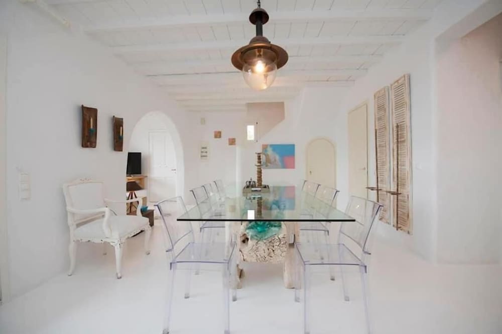 Azure Horizon Suites & Villas - Mykonos view 4