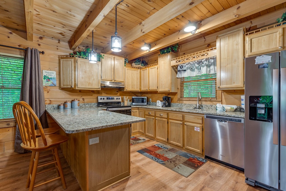 Above Ole Smoky's Clouds by Jackson Mountain Rentals view 4
