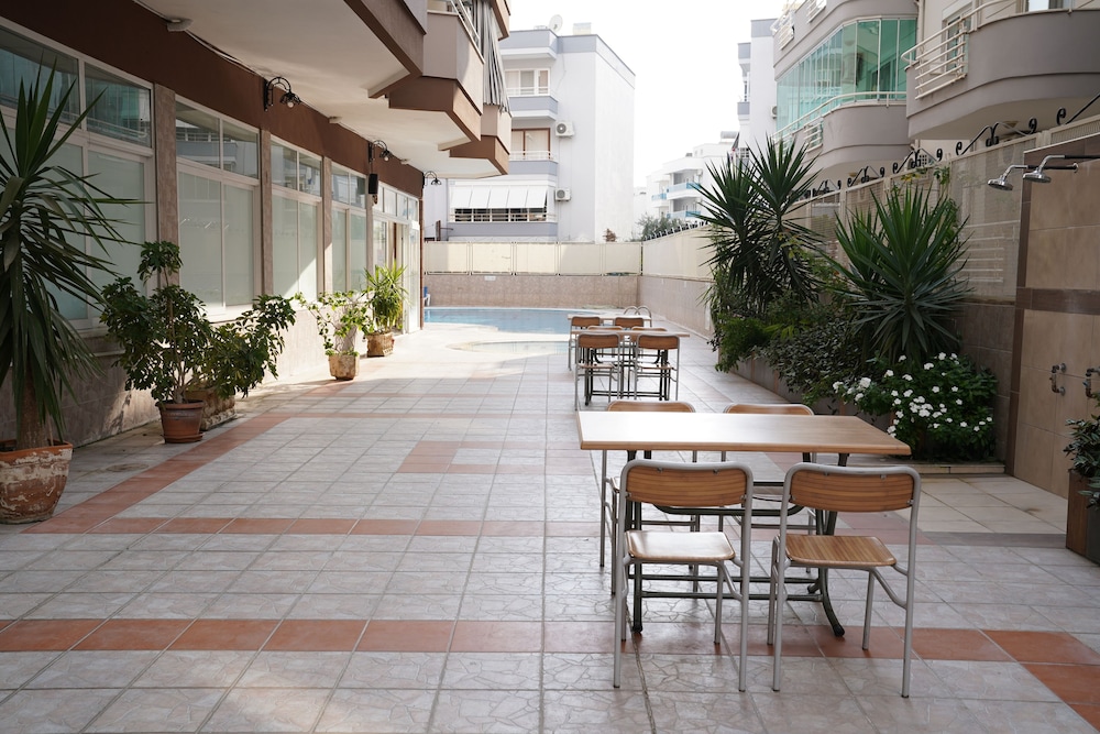 Alanya Polat Tatil Evleri