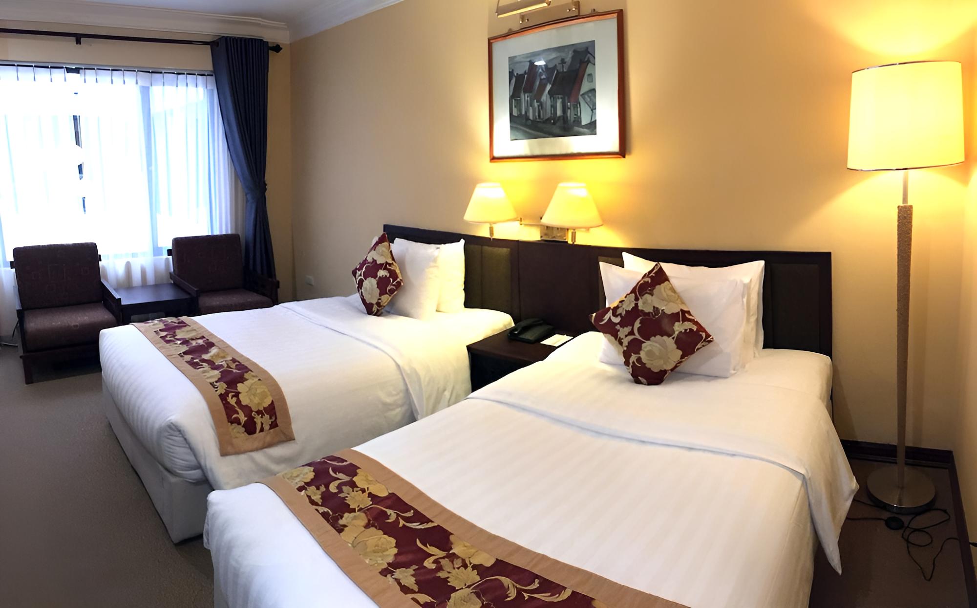 Mon Regency Hotel