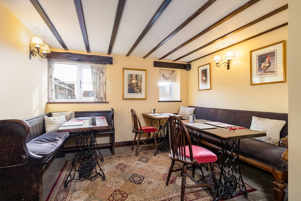 The Royal Oak Inn