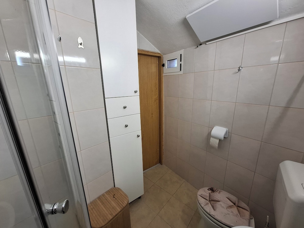 Apartments Kastilac with sea view