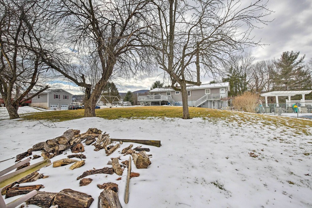 Hopewell Junction Apartment w/ Community Pool - Property Image 2