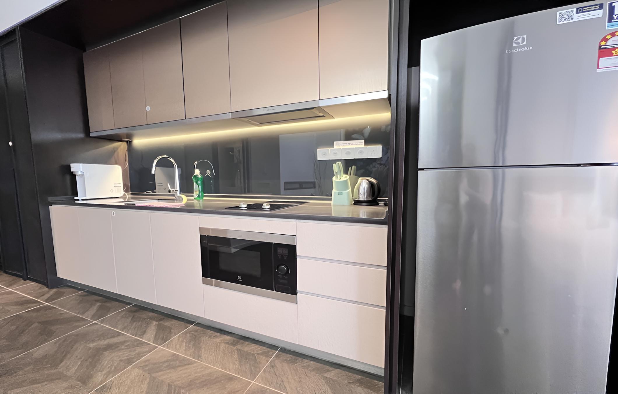 Scarletz Premium Suites by Kay-Stay