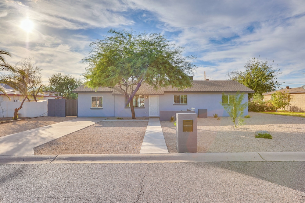 Centrally Located Oasis 1 Mi to Shadow Mountain!
