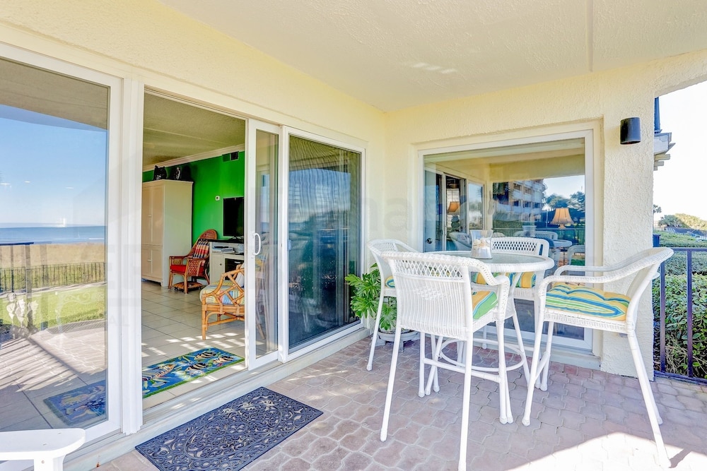 Popular Amelia South Panoramic Ocean View Condo by RedAwning view 2