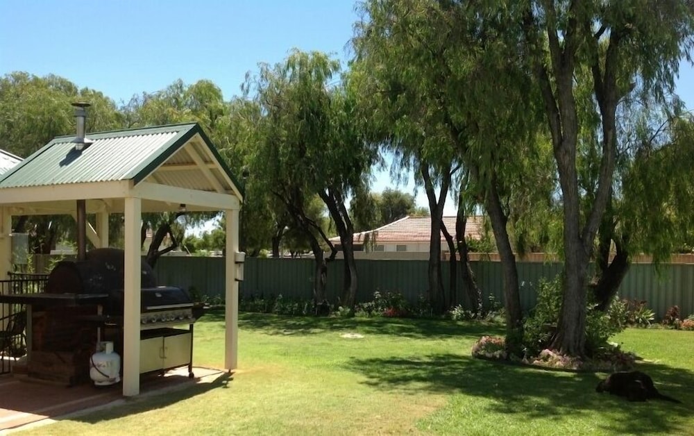 Busselton Guest House