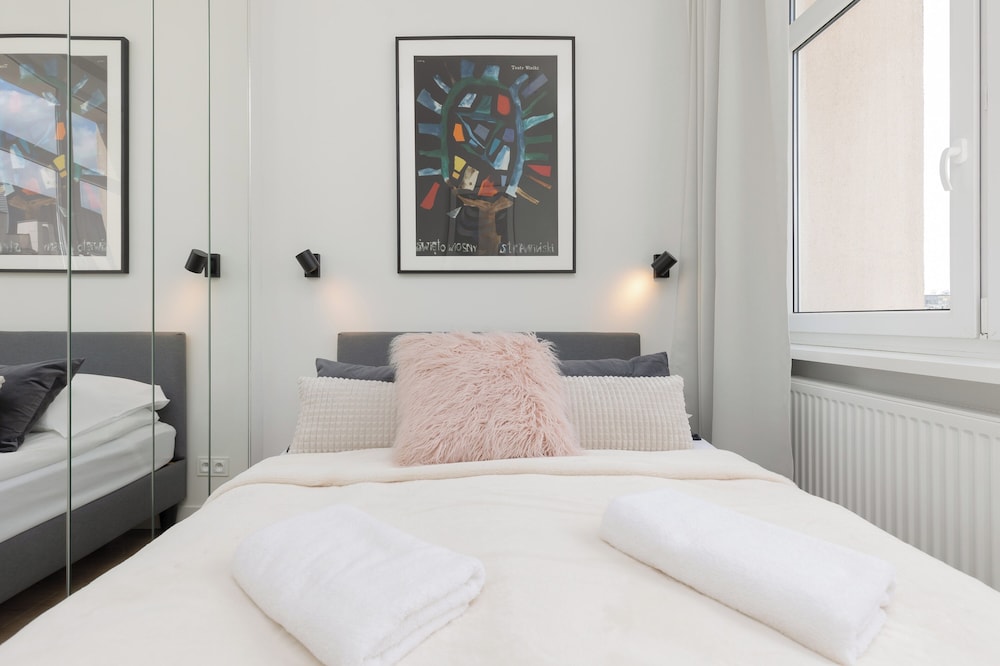 City Panorama by Renters Prestige view 2