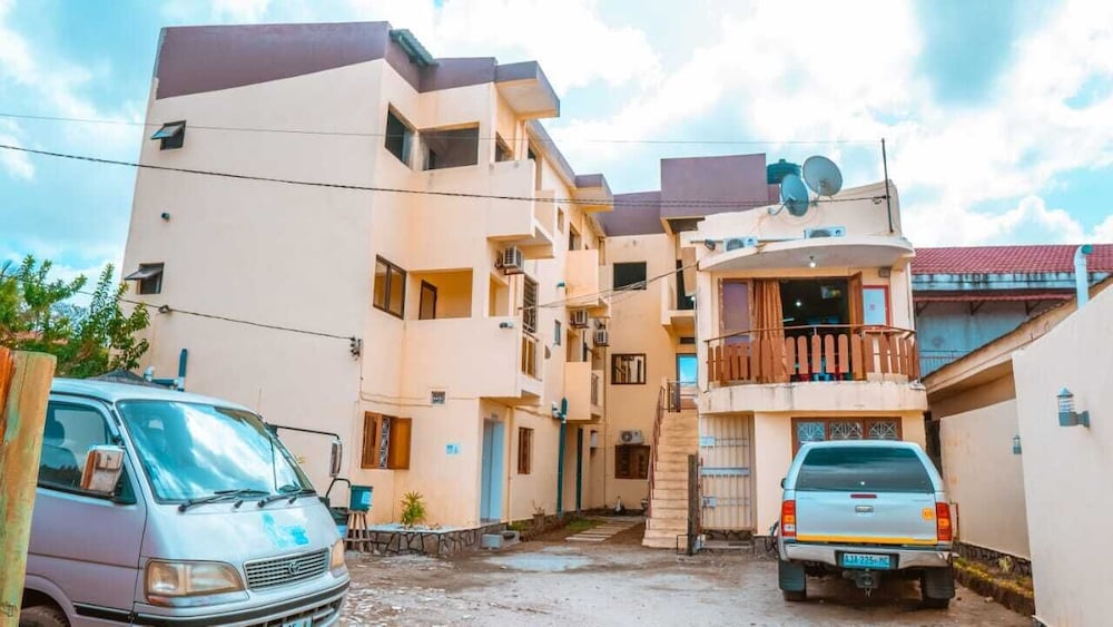 Kansa Hotel, Lda