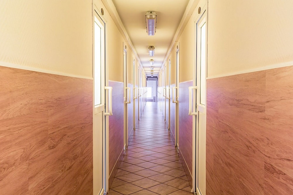 Hostel VadiVad