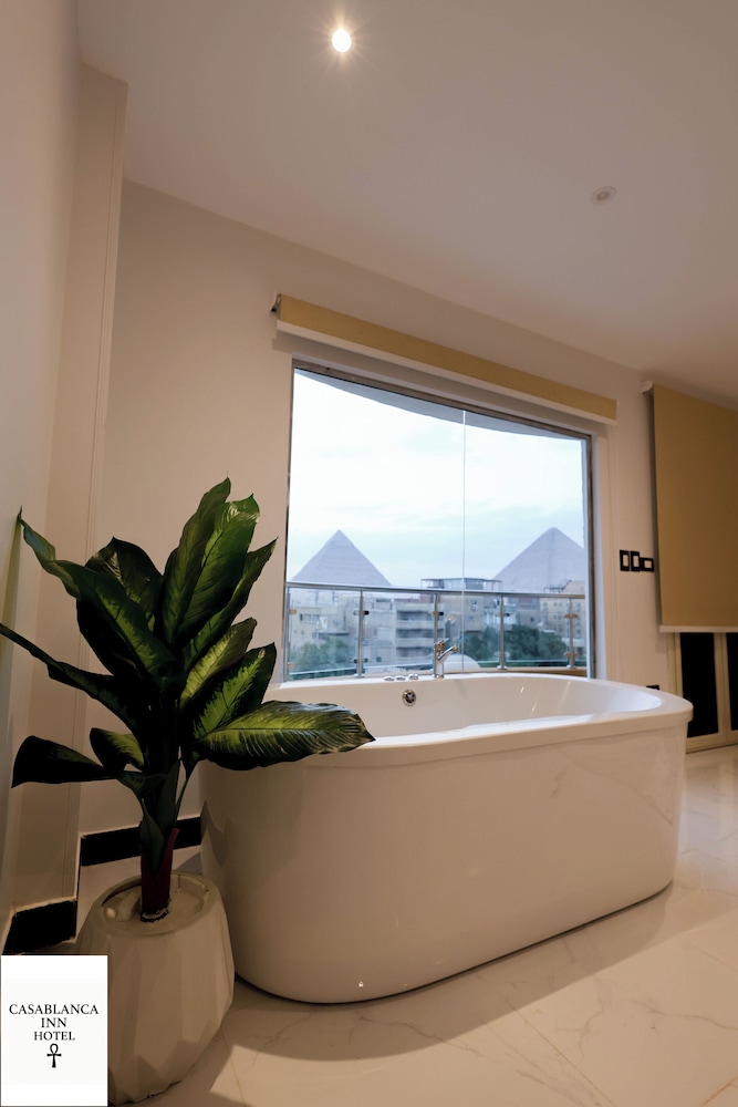 Casablanca Pyramids Inn