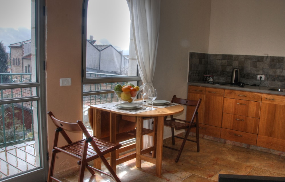 The Market Courtyard - Jerusalem Suites
