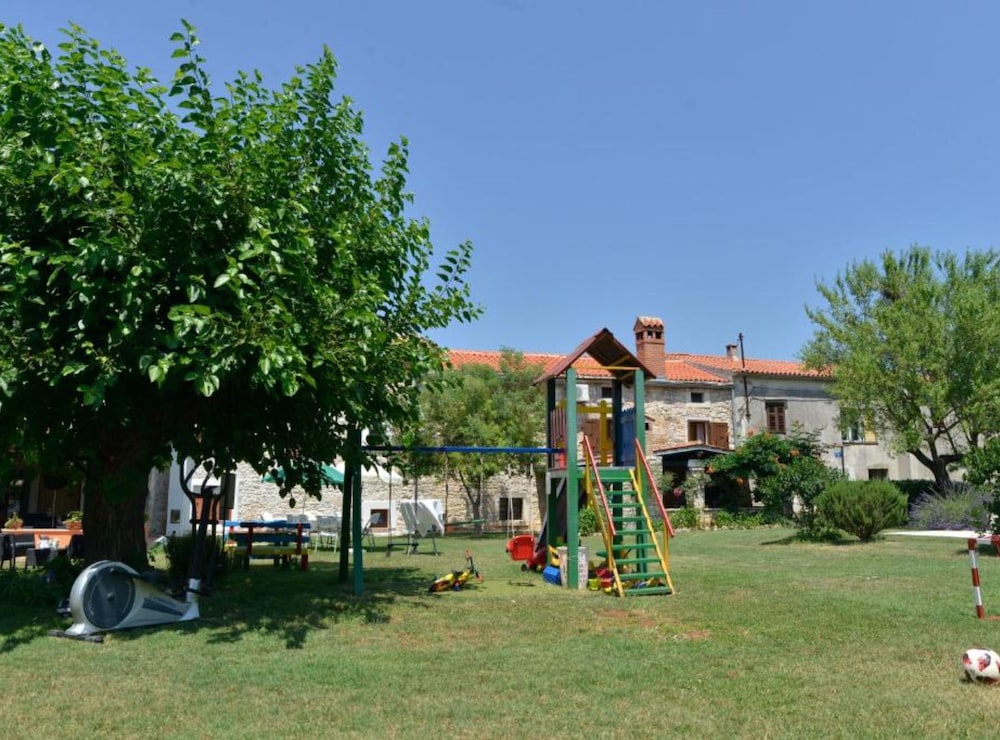 Authentic Istrian Rooms for Unforgettable Stays