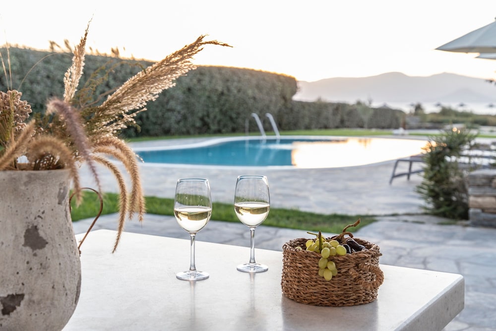 Aqua Breeze Villas Naxos