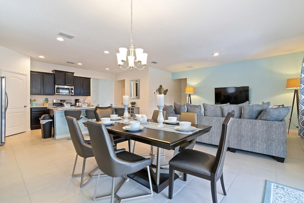 7053ows-solterra Resort - Image 4