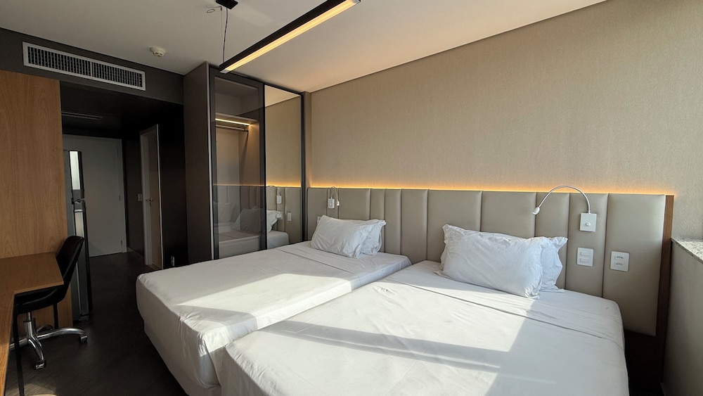 Roomo Transamerica Goiânia Orion