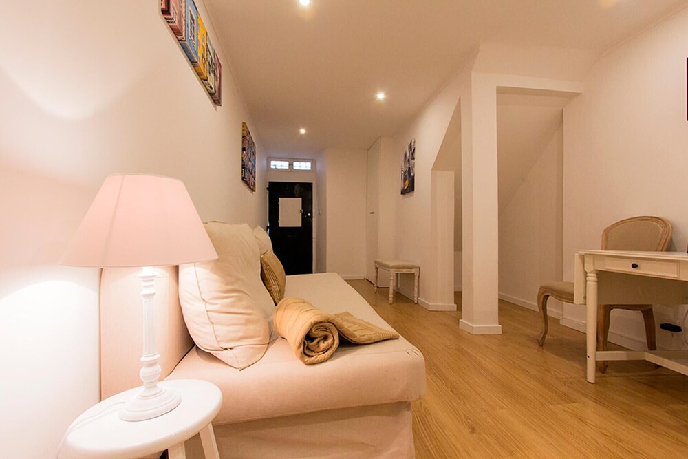 Cosy Chiado by Homing
