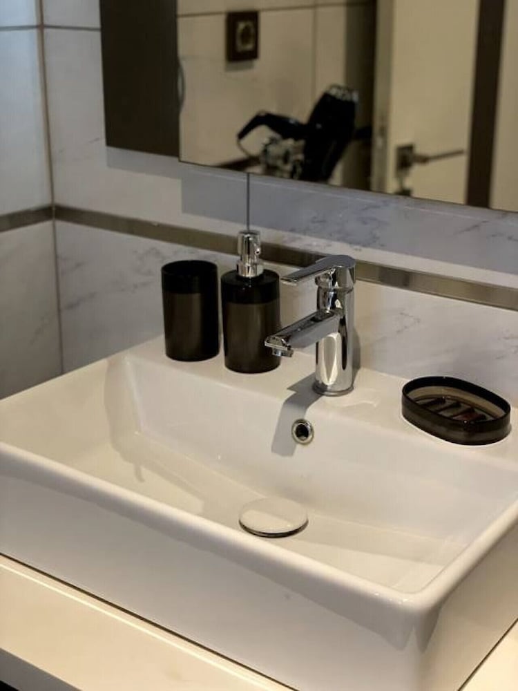 Modern Studio Near Mall of Istanbul