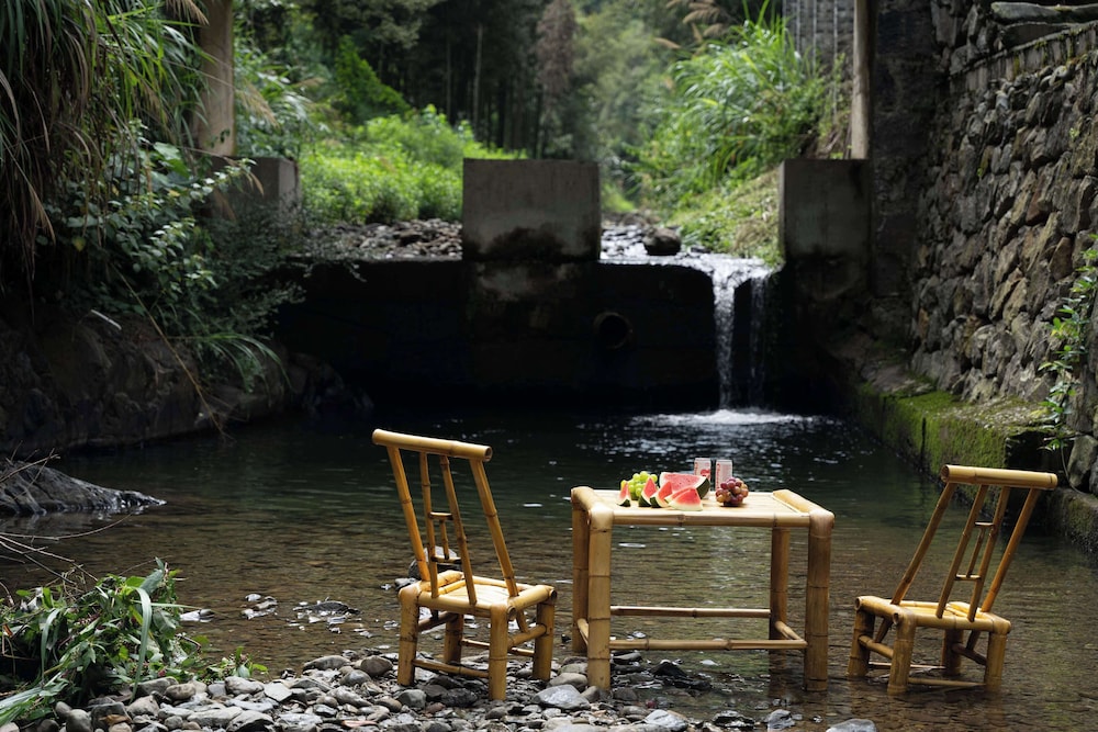 XiangLu YiMo Valley Retreat Guesthouse