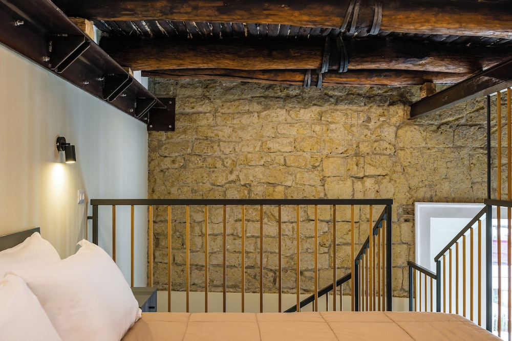 La Pinacoteca Aparthotel by NapoliApartments