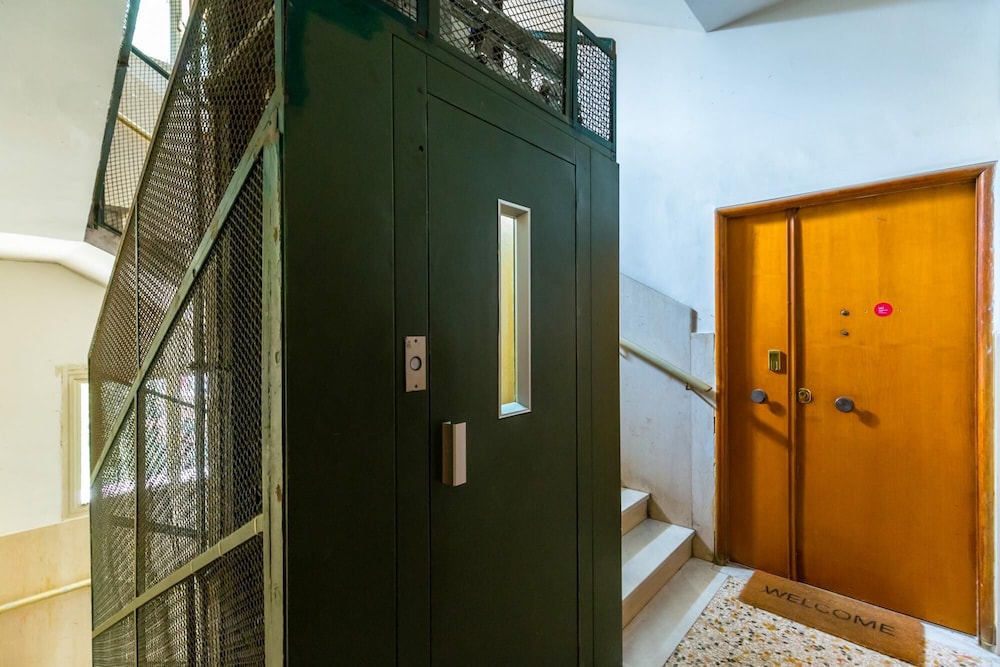 Posillipo Bright Apartment With Parking Space