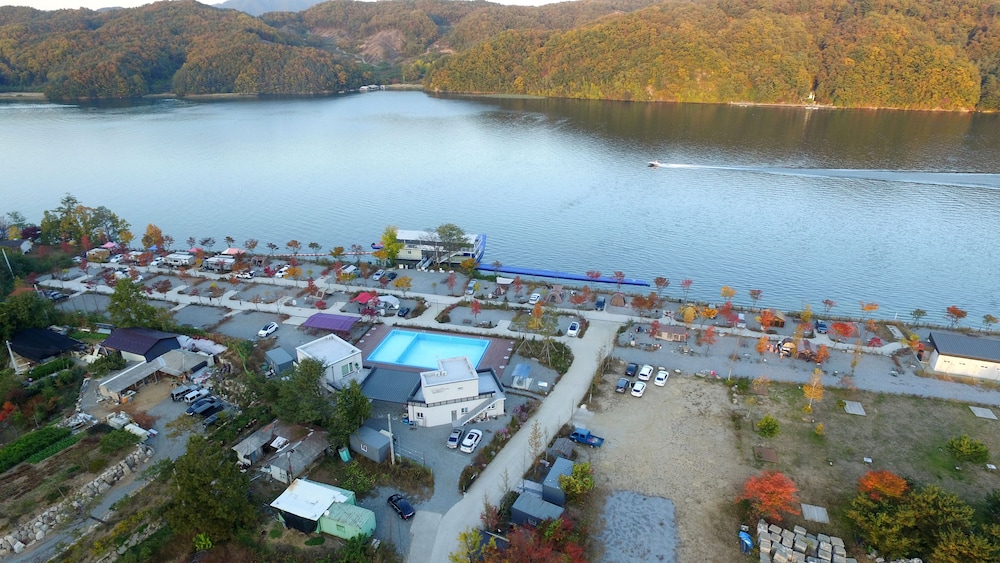 Oikos Leisure Pension