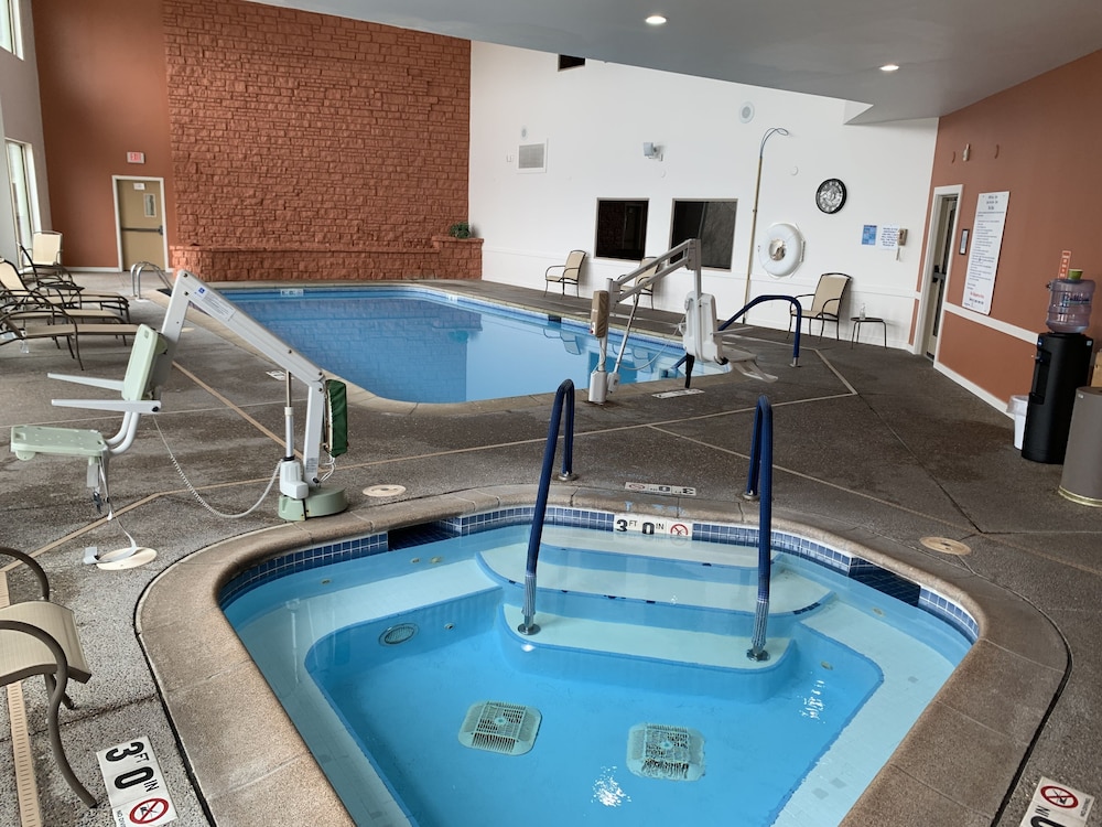 Longhollow Point Inn Studio 1105