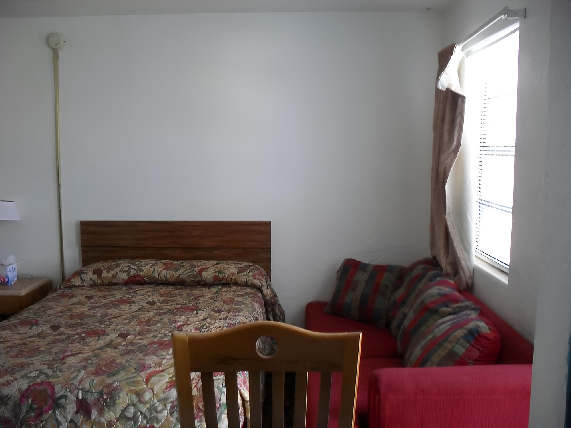 Shore Winds Motel