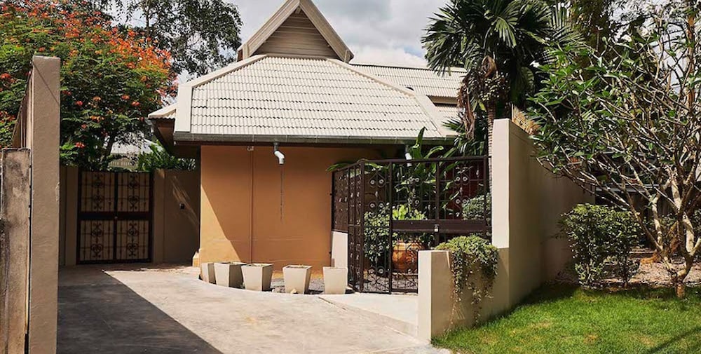 Baan Manu Chang