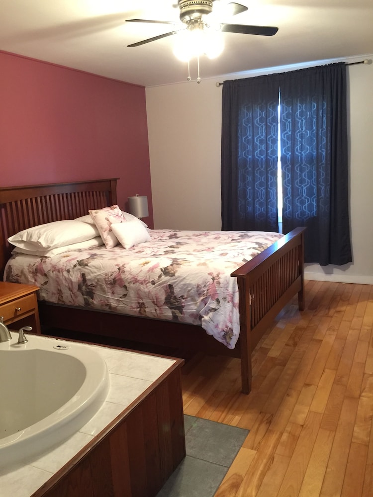 Dreamweavers Cottages and Vacation Homes