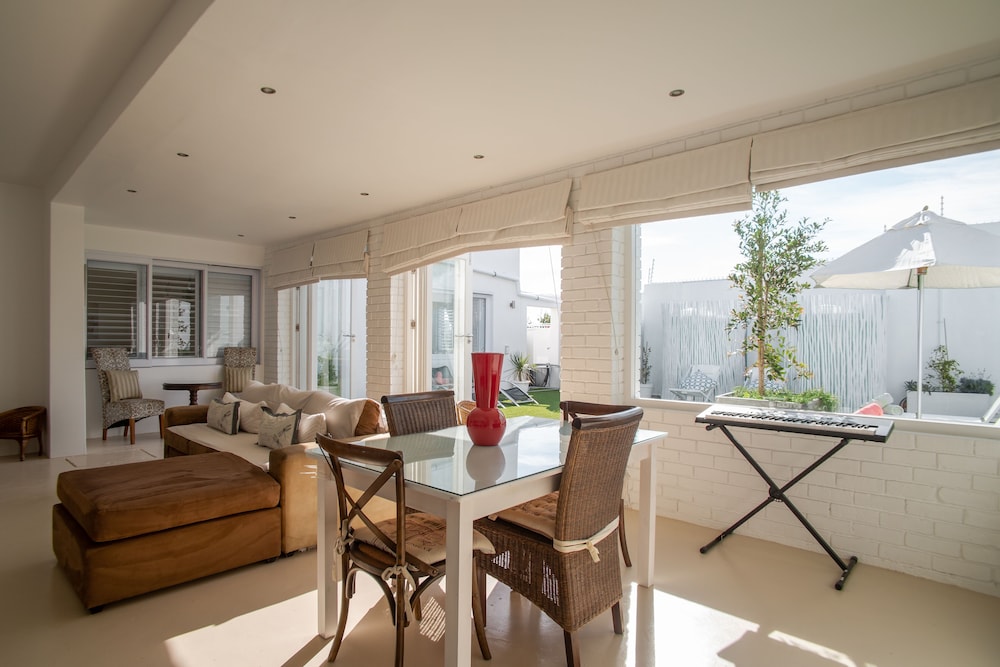 Funkey Villas