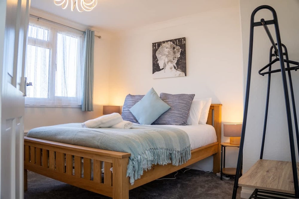 Host Stay Trinity Road view 2