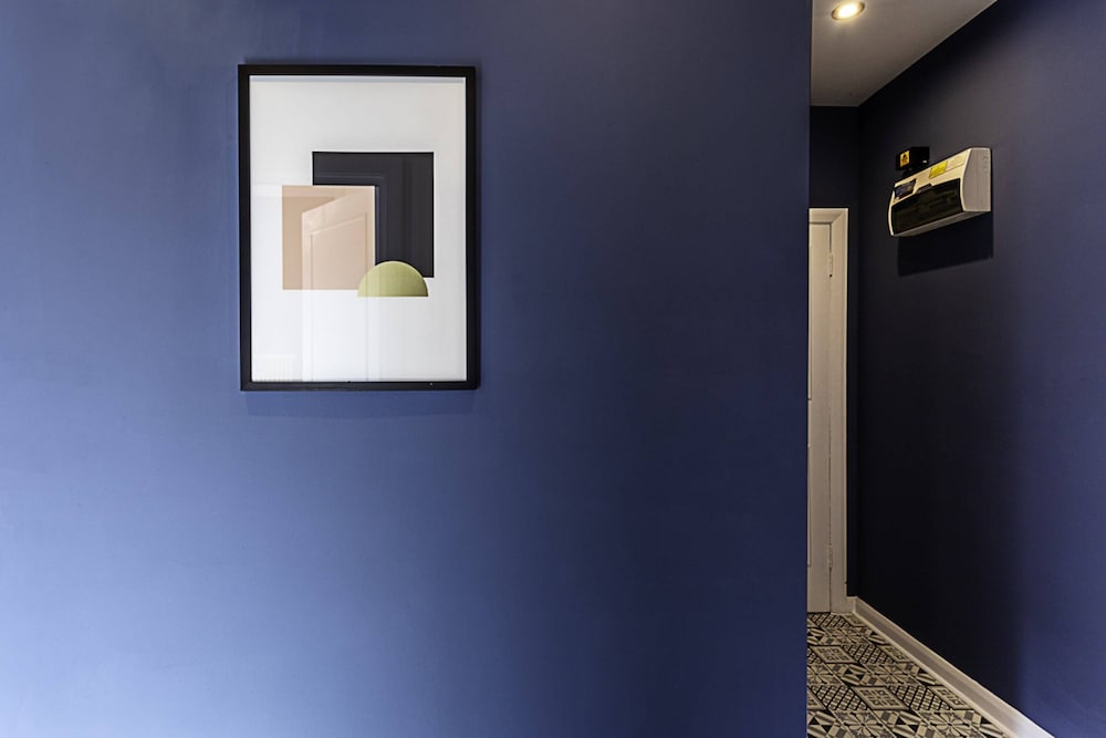 Cozy Aldgate Hideaway