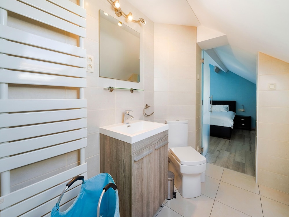 Villa Borgloon With Blossom Views and Jacuzzi