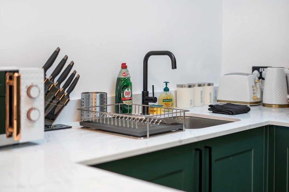 Luxury Apartment - Portobello