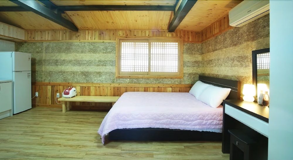 Chan's House Pension