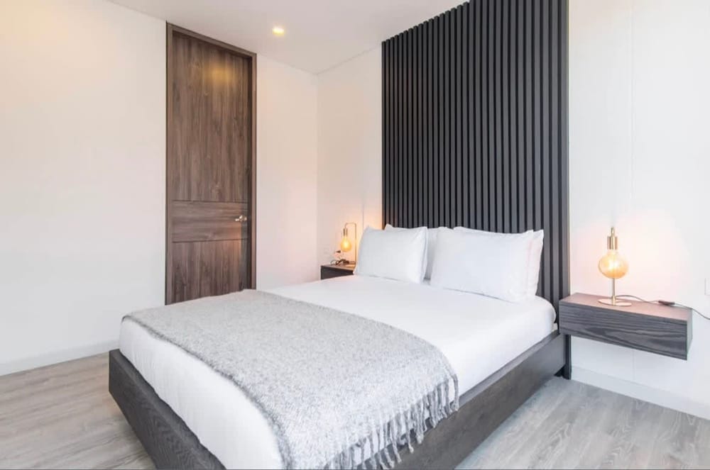 Unique 3 BR Apartment in Usaqu n