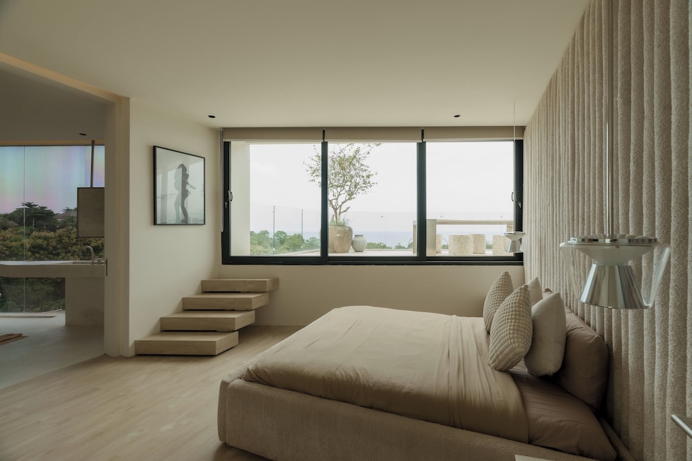 Lux Retreat 4BR Ocean Villa in Uluwatu