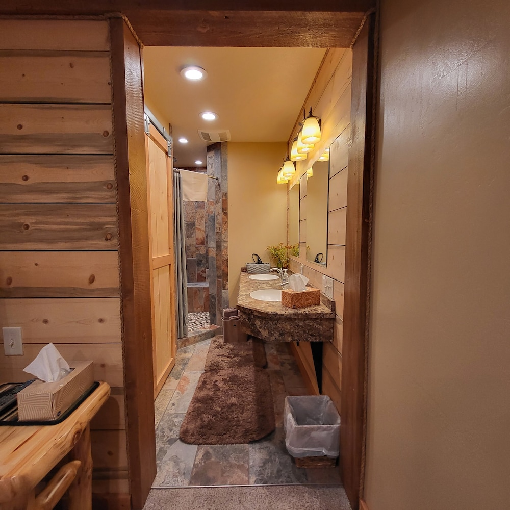 Buffalo Peaks B&B