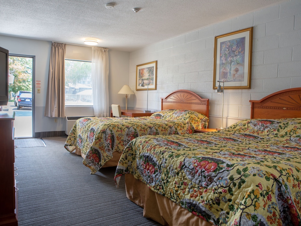 Hotel Richmond Hill ON North