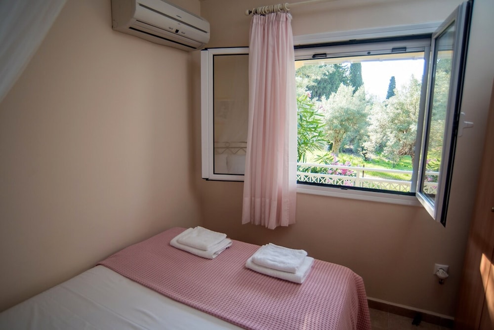 Lefkada Summer House Near the Beach