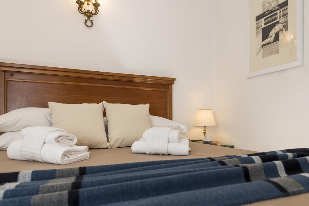Chiara in Pantheon Apartment With Terrace