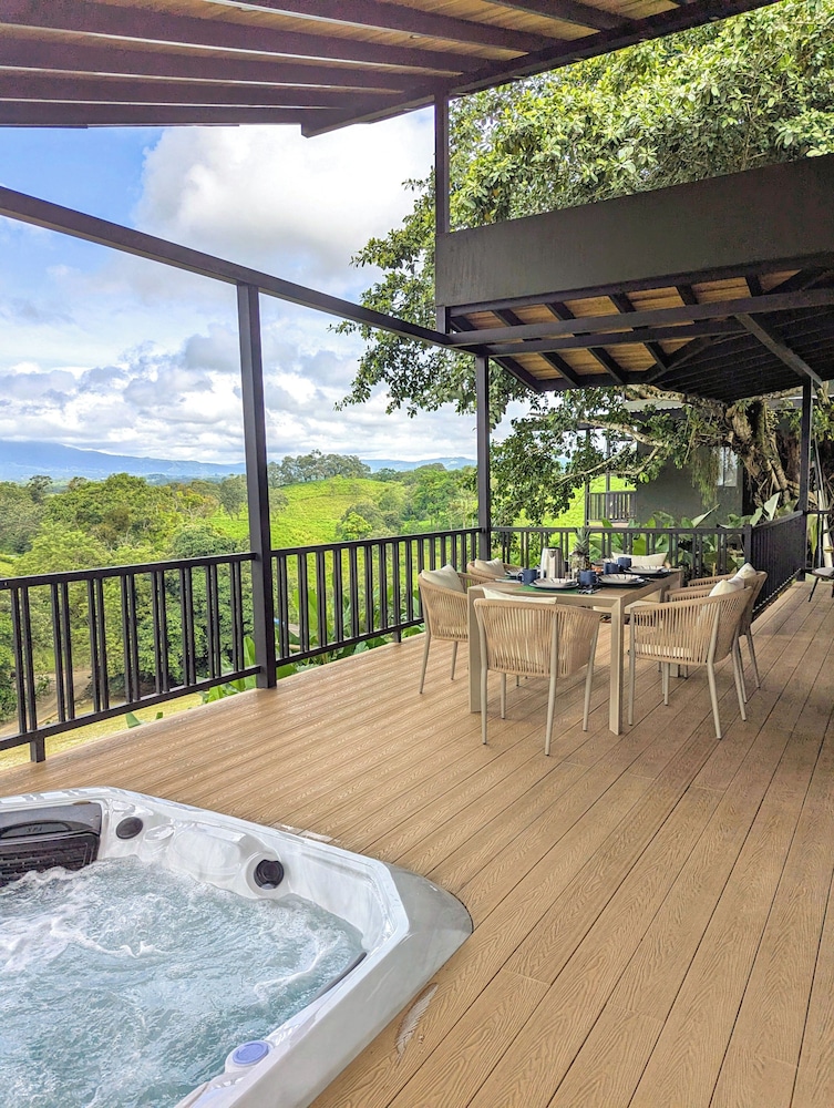 Serene Hills Arenal
