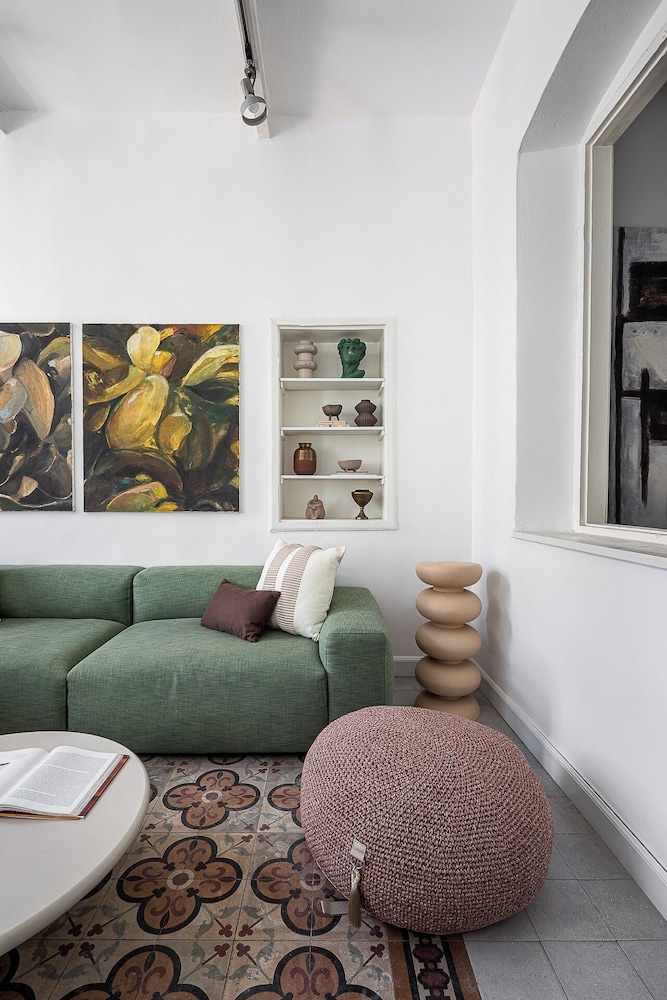 The Gem of Neve Tzedek by Sea N' Rent