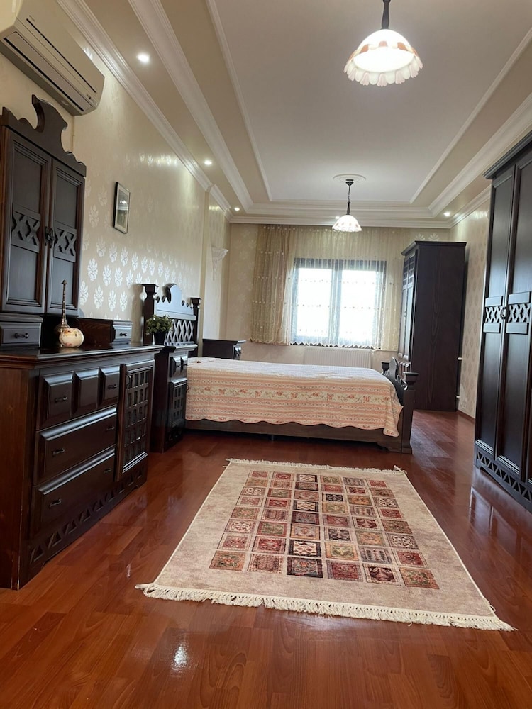 Serene Luxury Villa With Private Pool in Yalova view 2