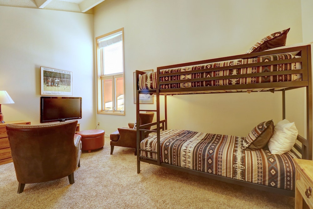 SkyRun - Copper Mountain Resort Vacation Condos