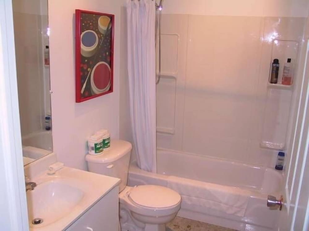 Bond Guest House, photo 9