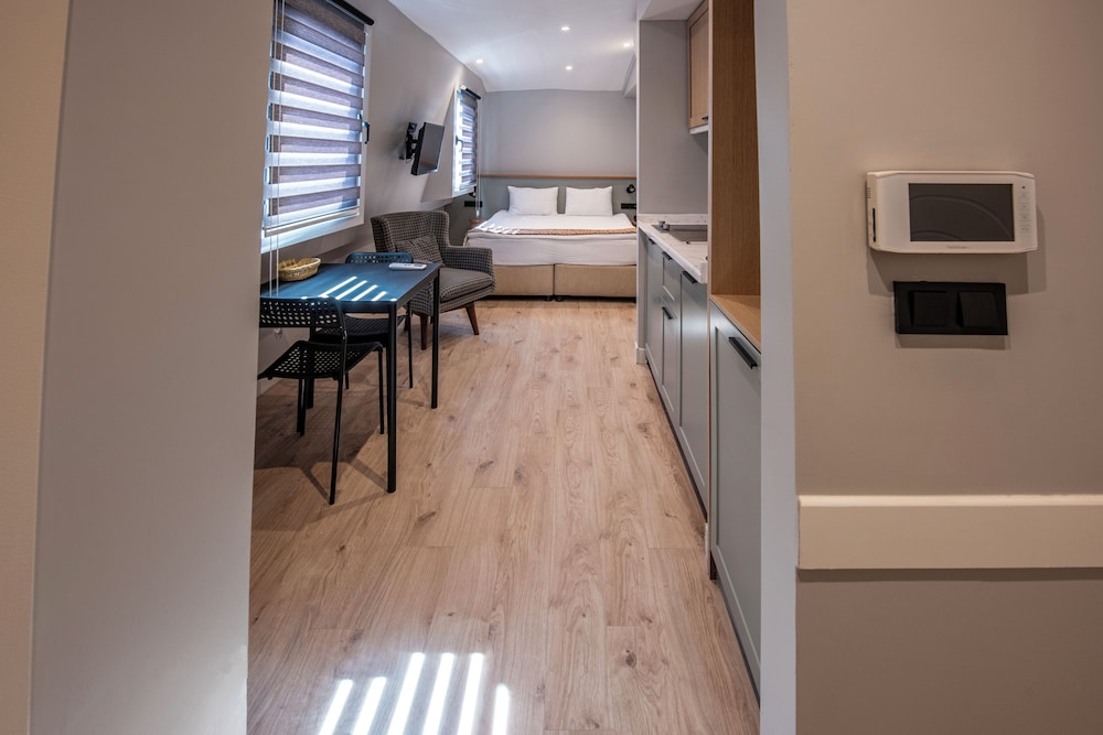 B Guest Otel - Image 35