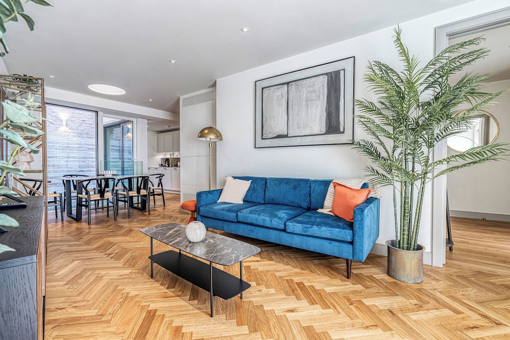 Luxury flats near Big Ben and London Eye