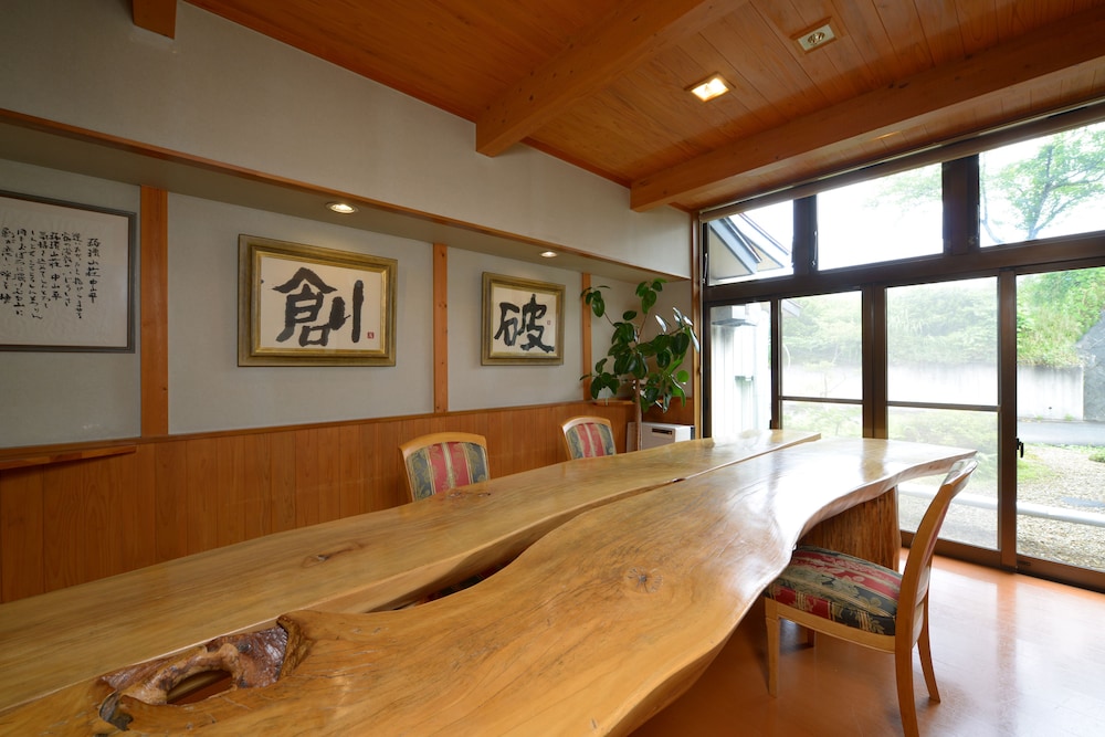 meeting & event spaces